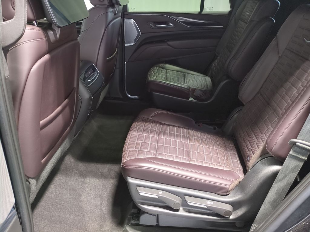 Thumbnail: 2022 Cadillac Escalade - 12