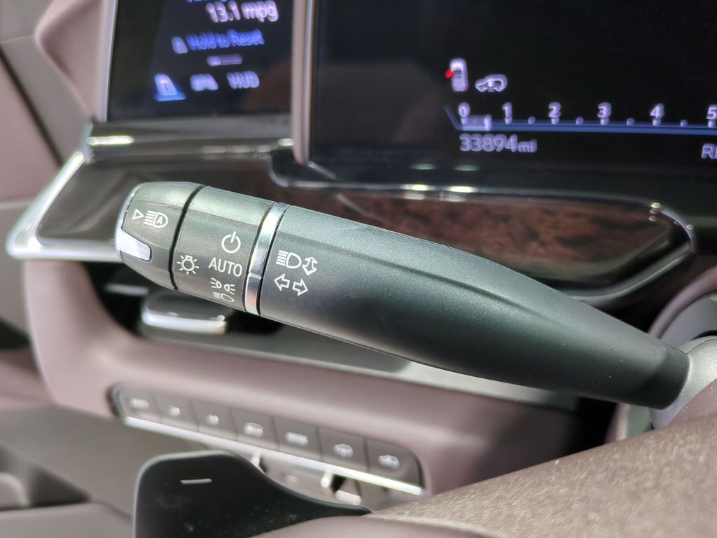 Thumbnail: 2022 Cadillac Escalade - 16