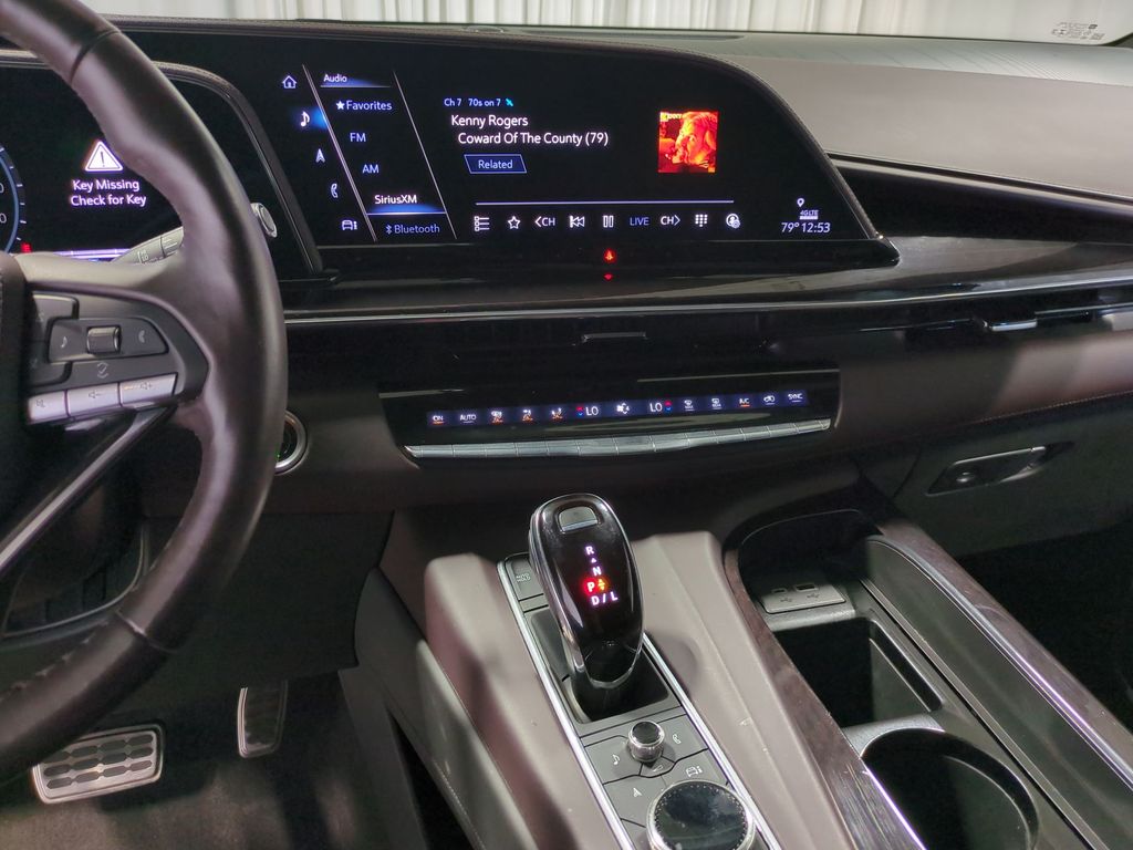 Thumbnail: 2022 Cadillac Escalade - 14