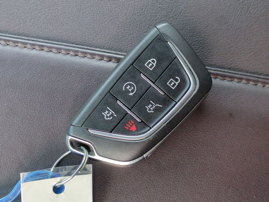 Thumbnail: 2022 Cadillac Escalade - 18