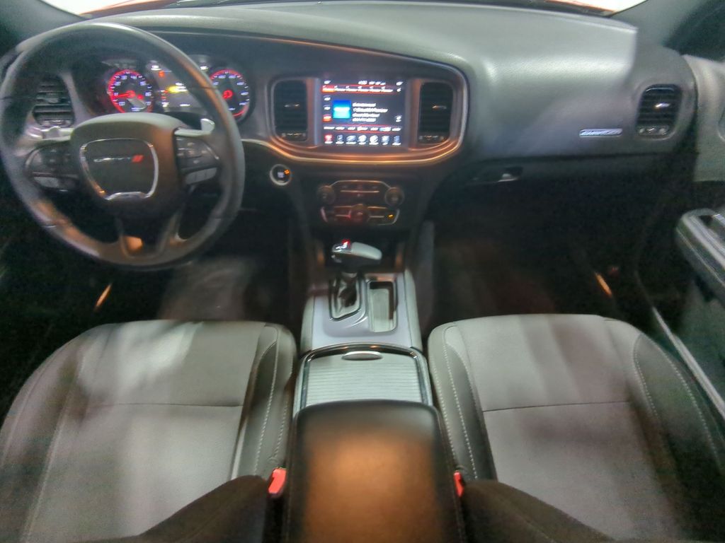 Thumbnail: 2016 Dodge Charger - 8