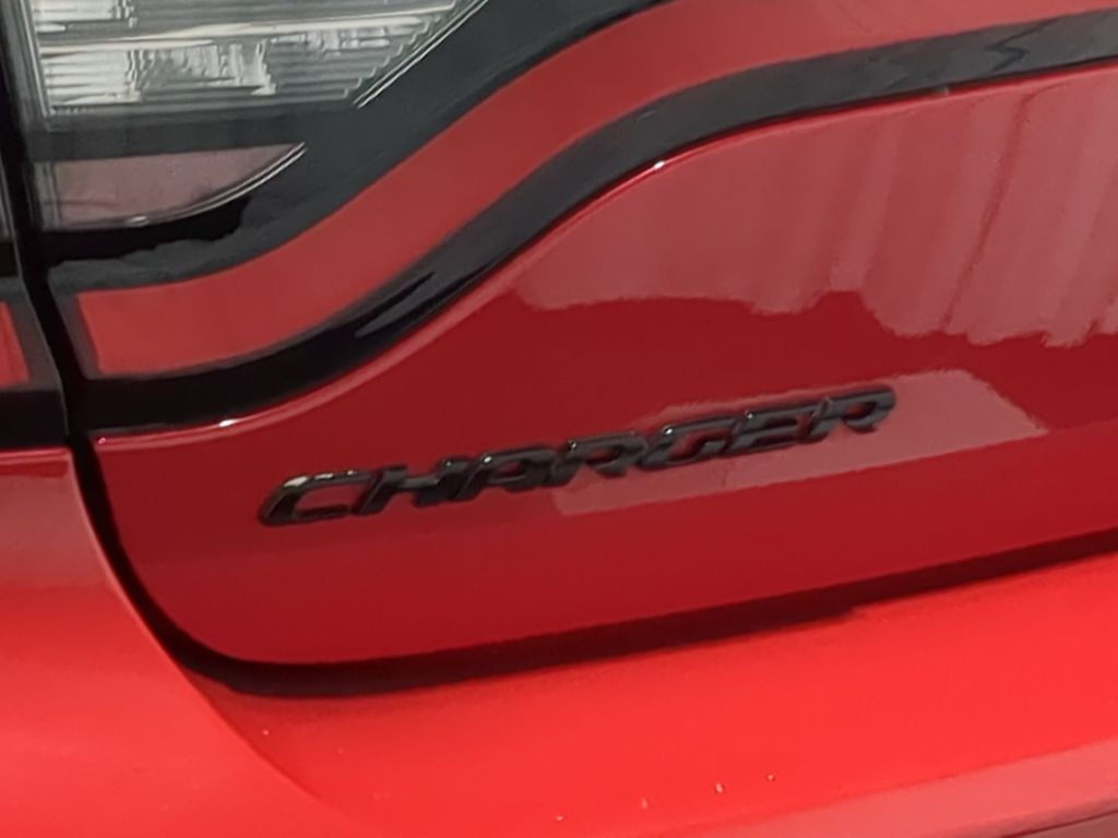 Thumbnail: 2016 Dodge Charger - 25