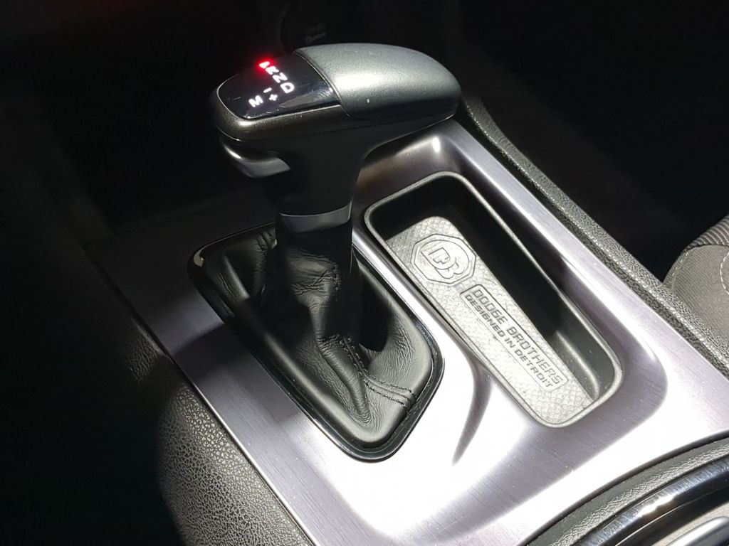 Thumbnail: 2016 Dodge Charger - 14