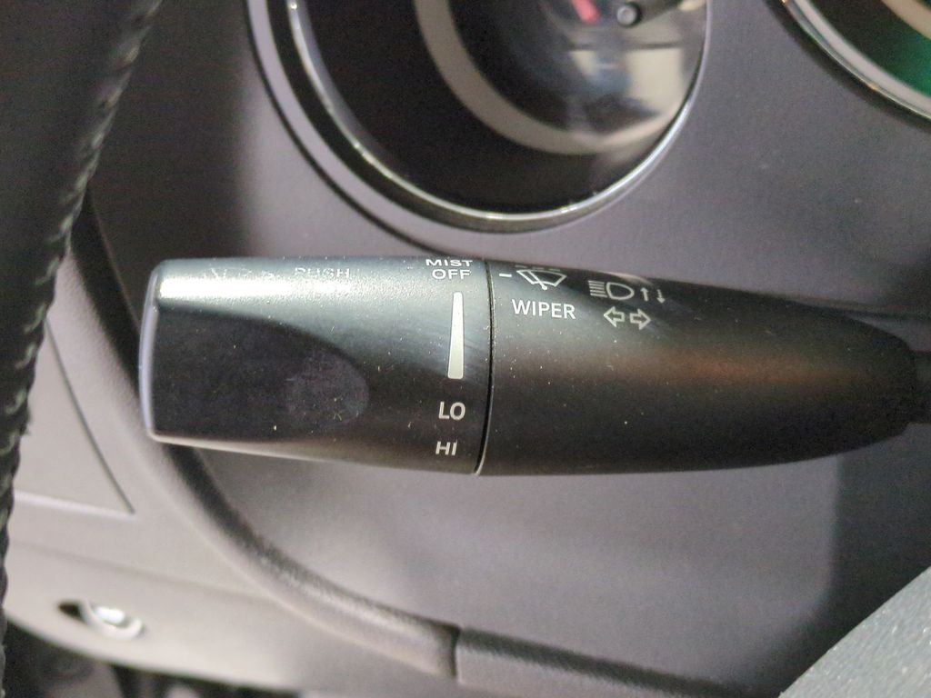 Thumbnail: 2014 Dodge Challenger - 25