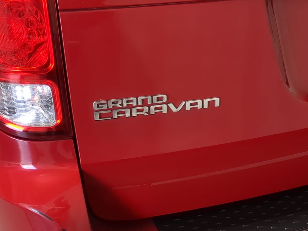Thumbnail: 2016 Dodge Grand Caravan - 24
