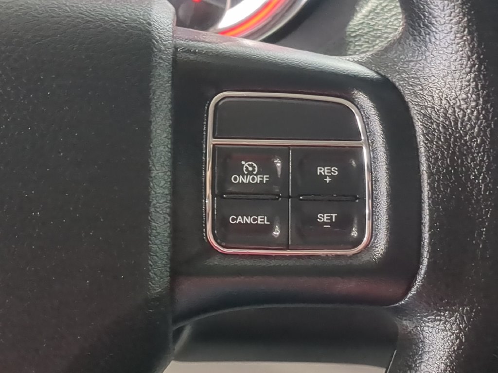 Thumbnail: 2016 Dodge Grand Caravan - 29