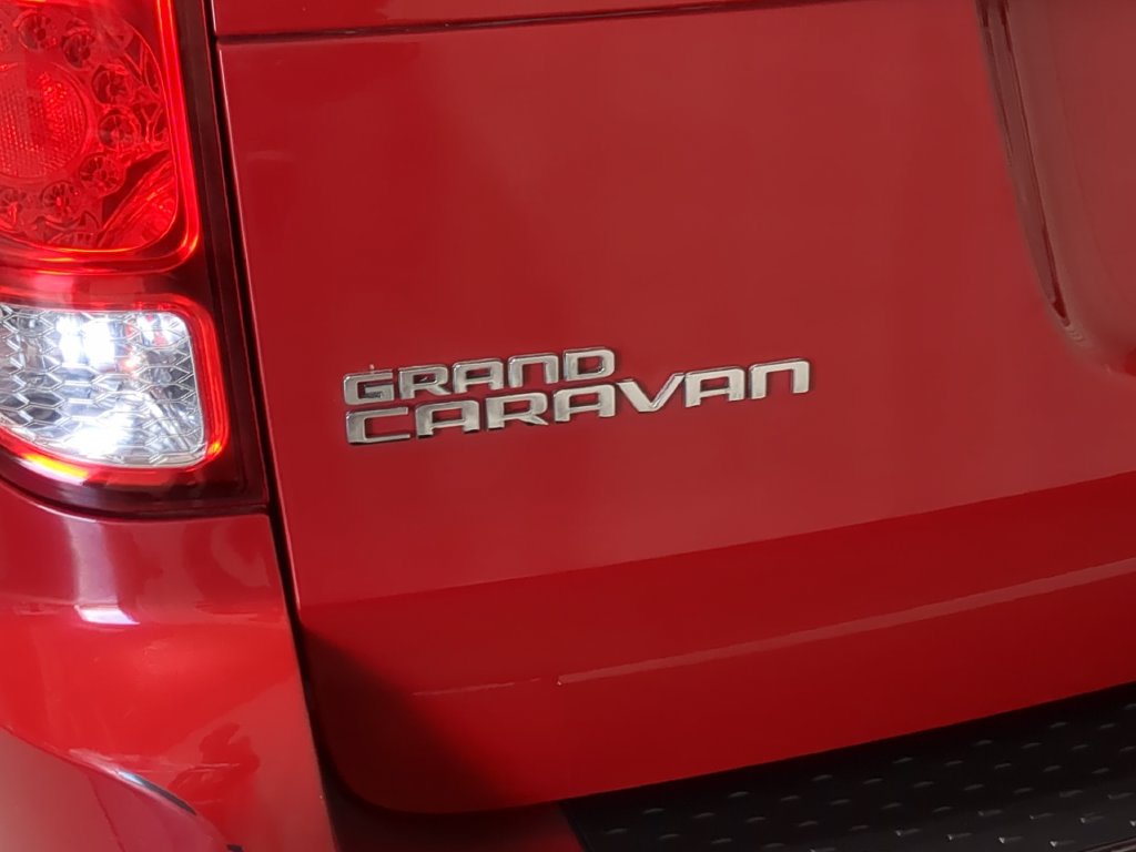 Thumbnail: 2016 Dodge Grand Caravan - 24