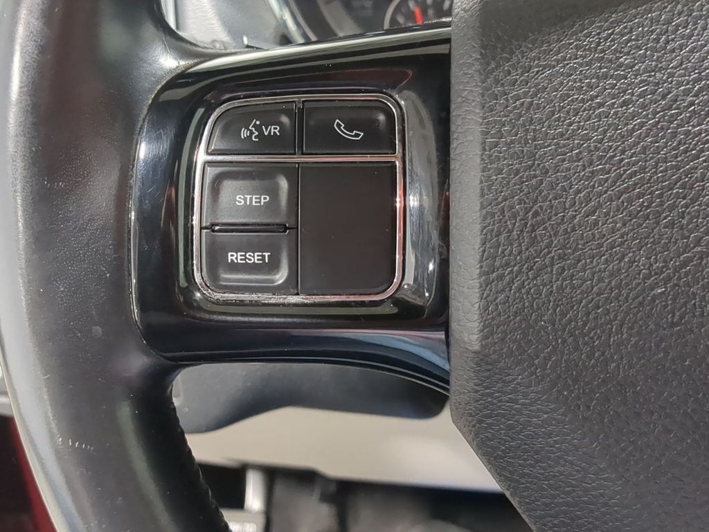 Thumbnail: 2019 Dodge Grand Caravan - 29