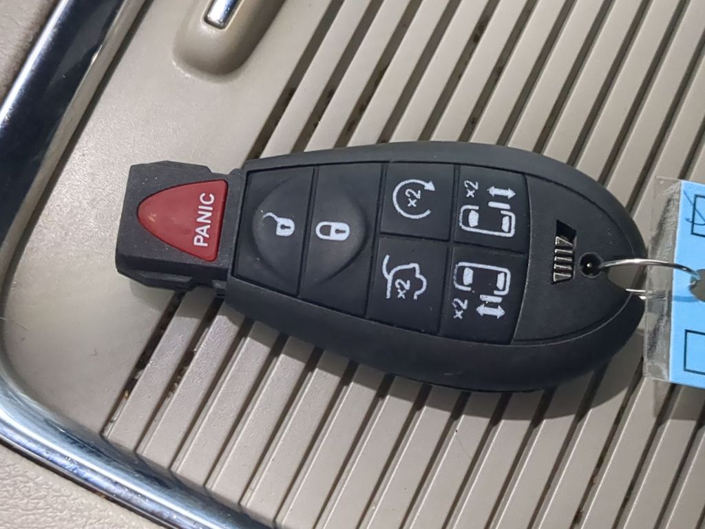 Thumbnail: 2019 Dodge Grand Caravan - 18