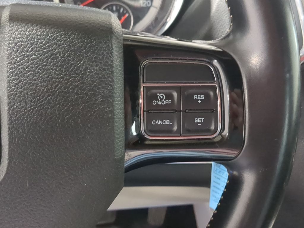 Thumbnail: 2019 Dodge Grand Caravan - 30
