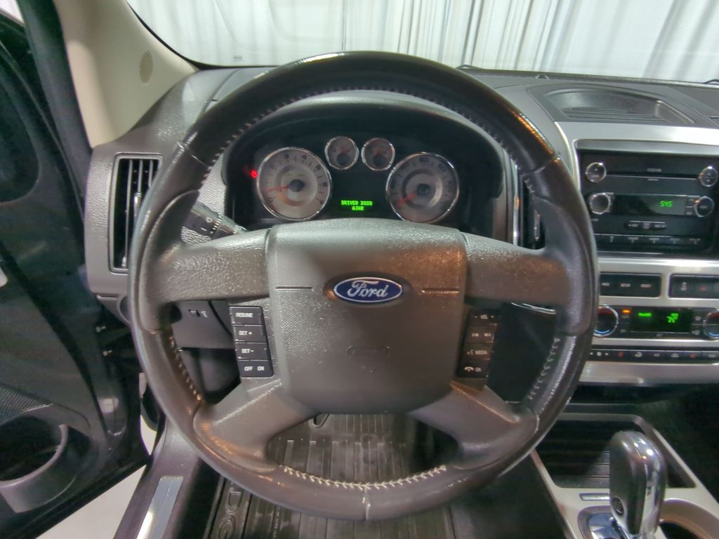 Thumbnail: 2010 Ford Edge - 11