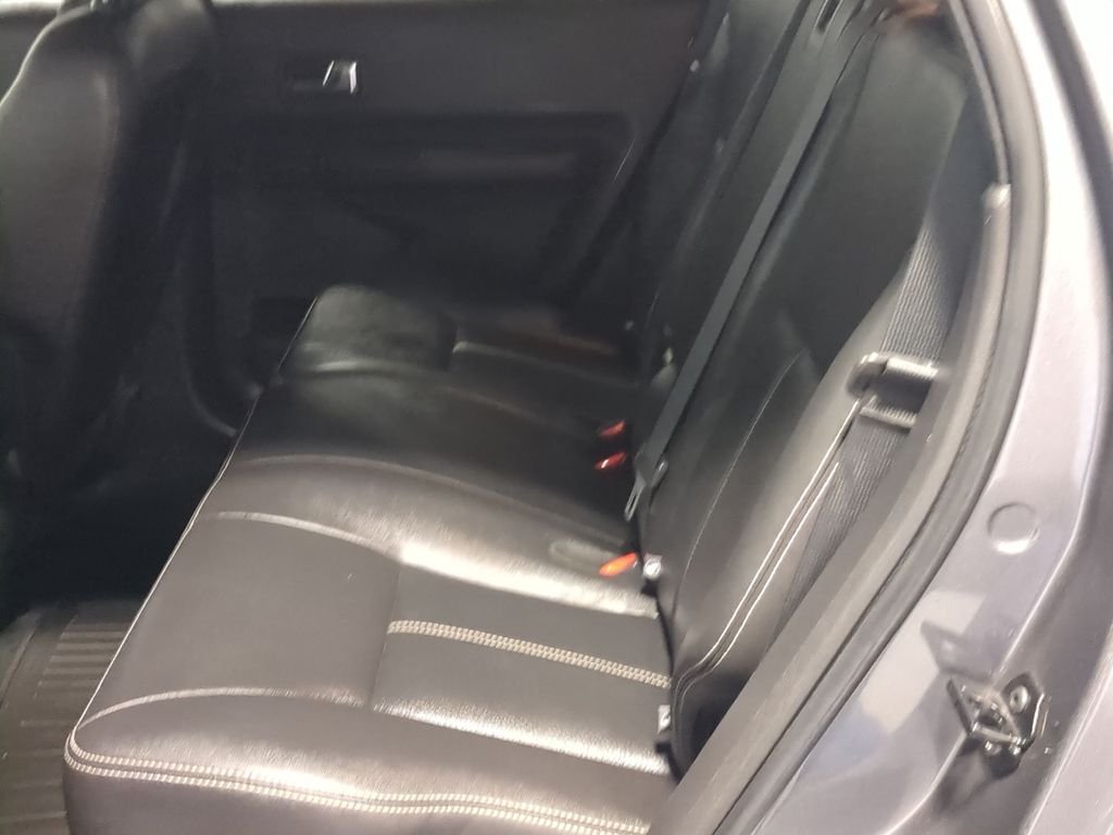 Thumbnail: 2010 Ford Edge - 27