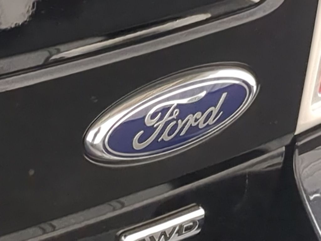 Thumbnail: 2018 Ford Flex - 5