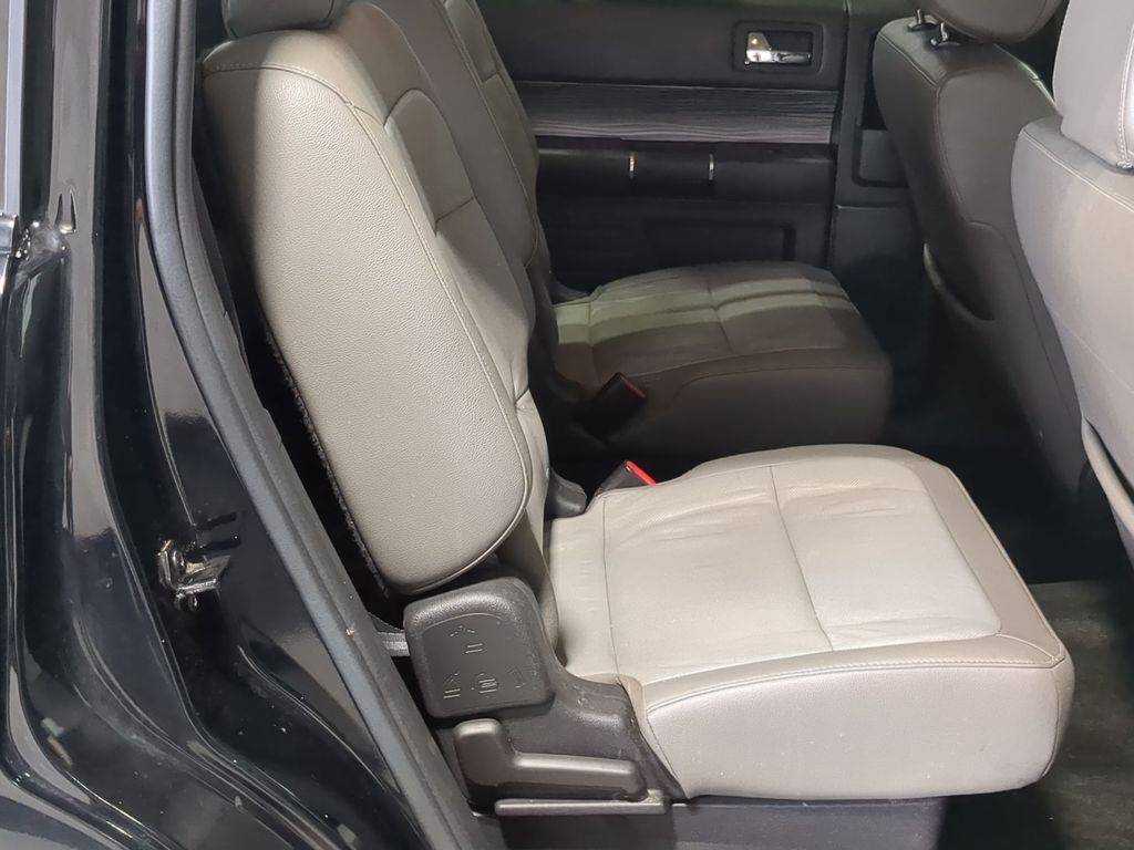 Thumbnail: 2018 Ford Flex - 27