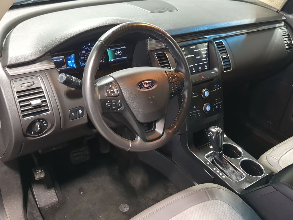 Thumbnail: 2018 Ford Flex - 2