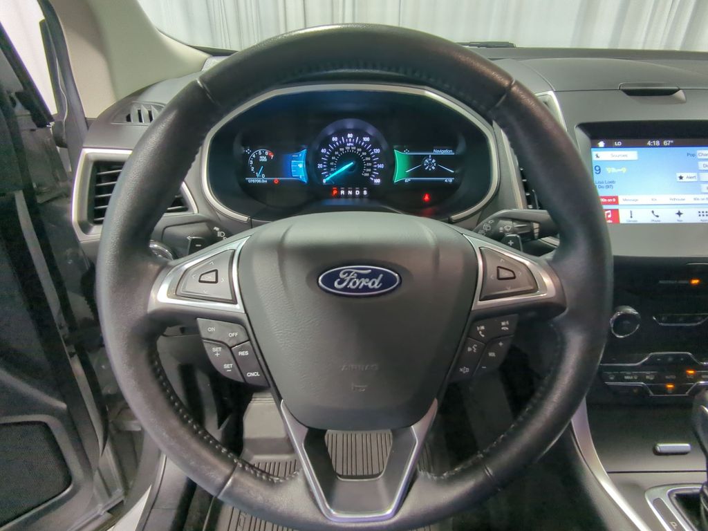 Thumbnail: 2018 Ford Edge - 13