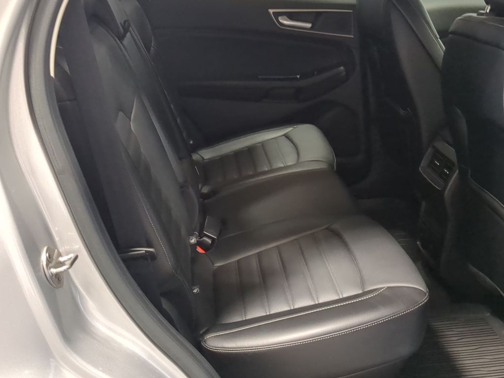 Thumbnail: 2018 Ford Edge - 28
