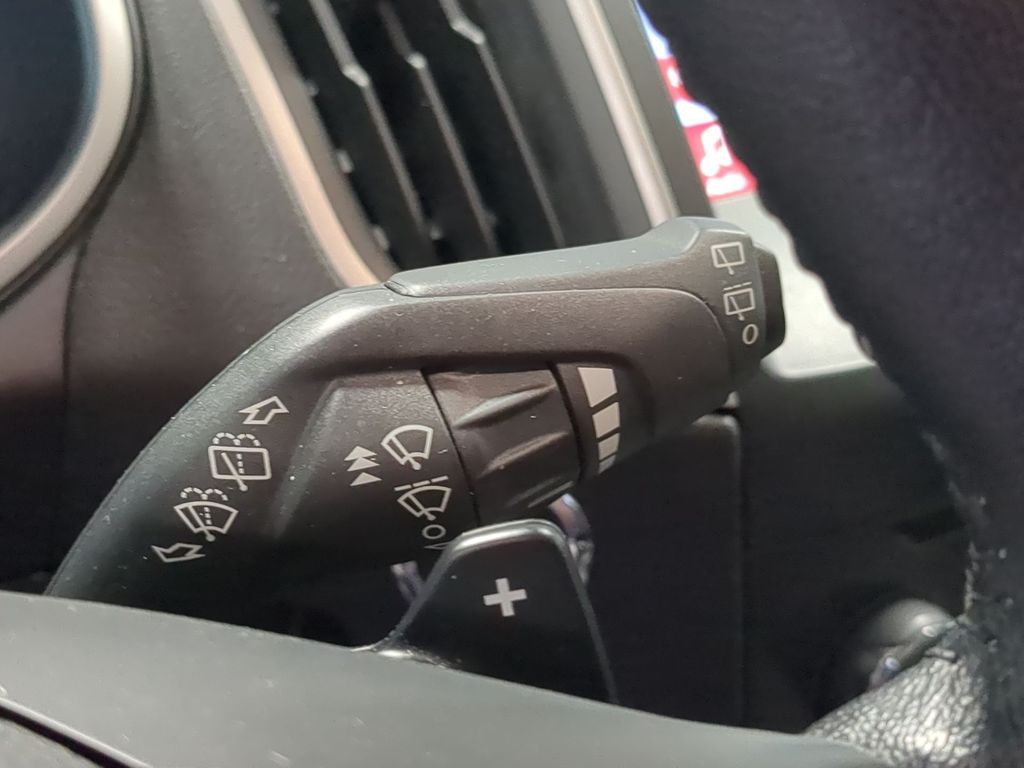 Thumbnail: 2018 Ford Edge - 31