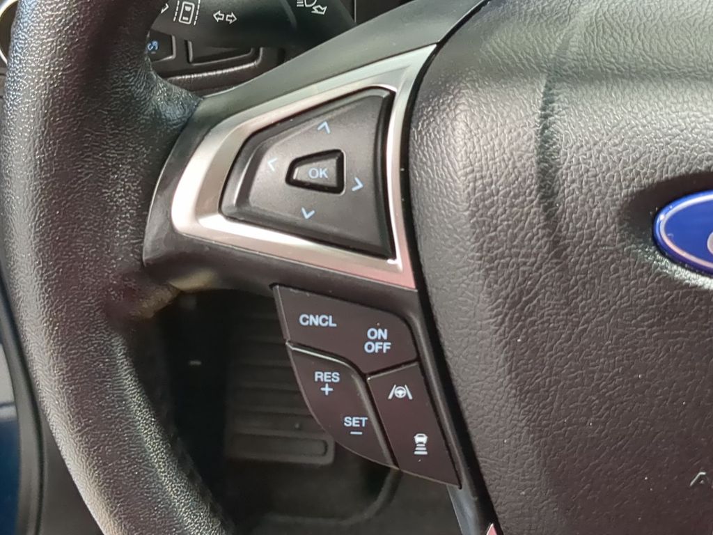 Thumbnail: 2020 Ford Edge - 28