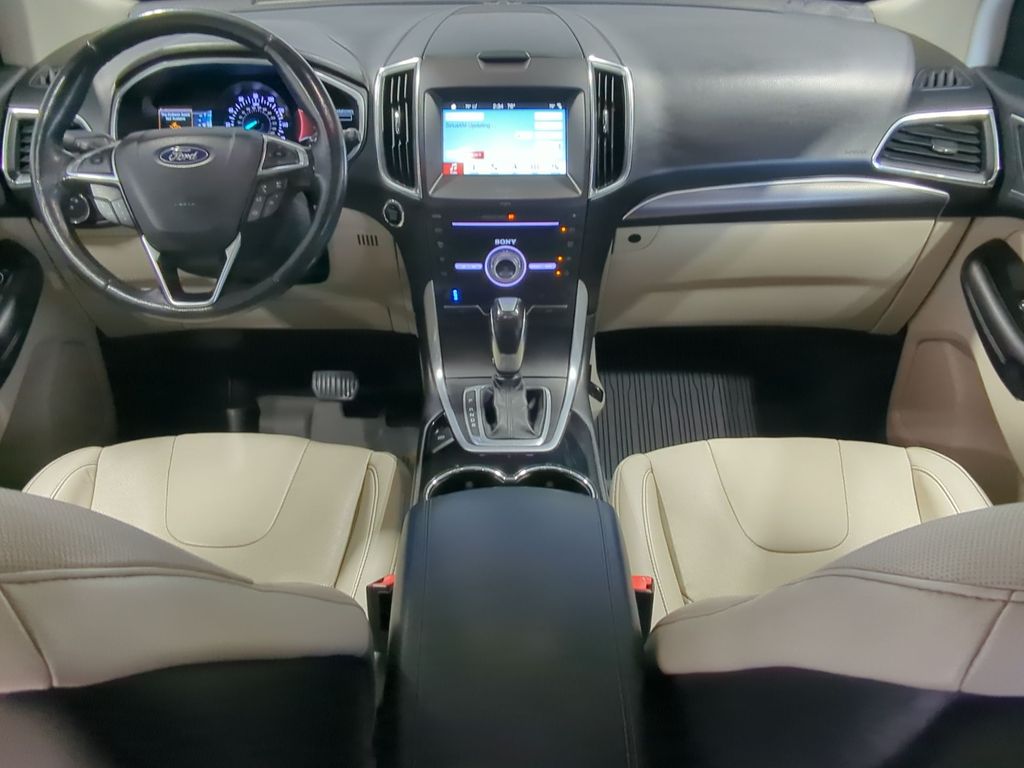 Thumbnail: 2018 Ford Edge - 8