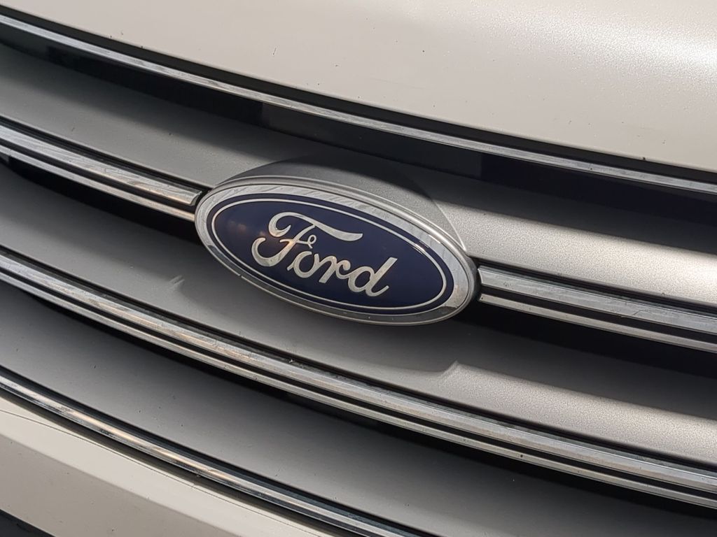 Thumbnail: 2018 Ford Edge - 6