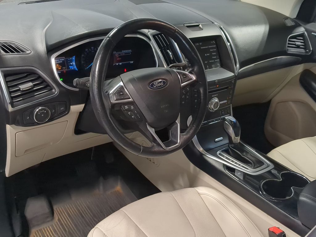 Thumbnail: 2018 Ford Edge - 2