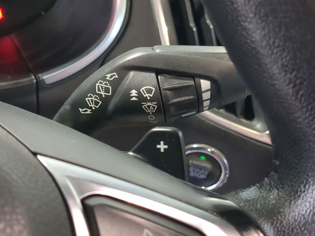 Thumbnail: 2018 Ford Edge - 31