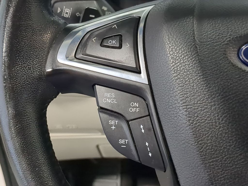 Thumbnail: 2018 Ford Edge - 29