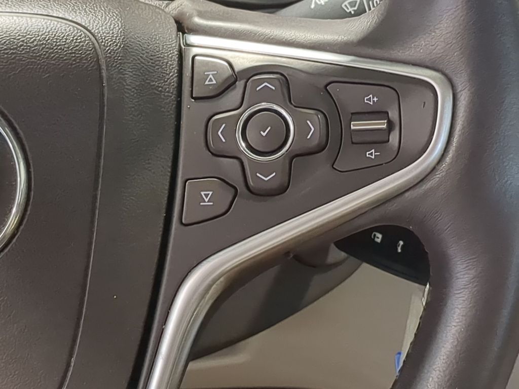 Thumbnail: 2016 Buick Regal - 31
