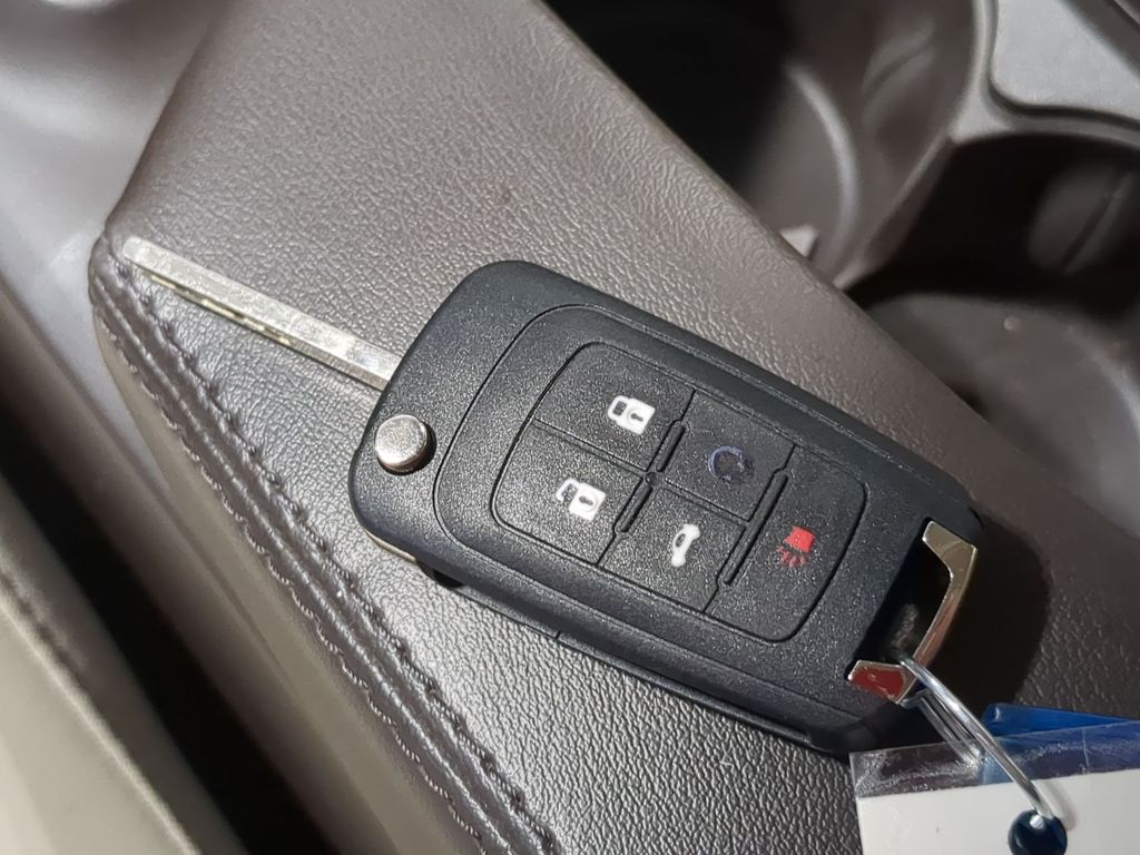 Thumbnail: 2016 Buick Regal - 16