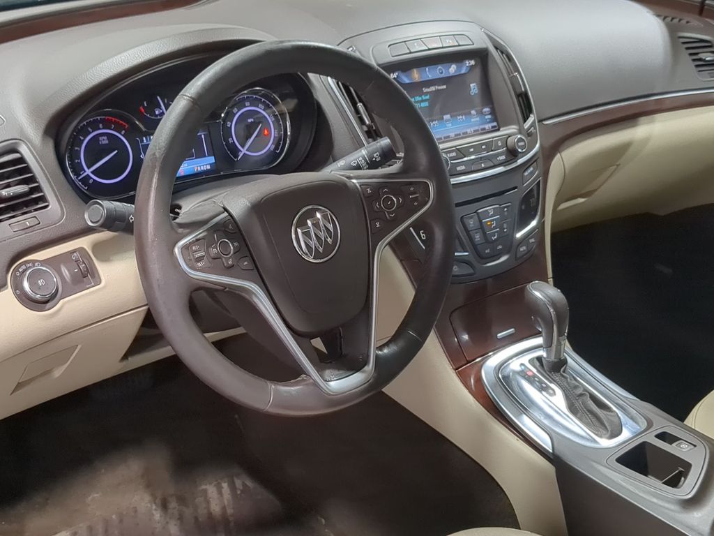 Thumbnail: 2016 Buick Regal - 2