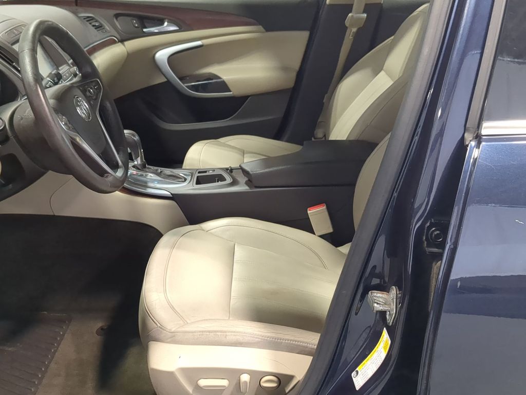 Thumbnail: 2016 Buick Regal - 9