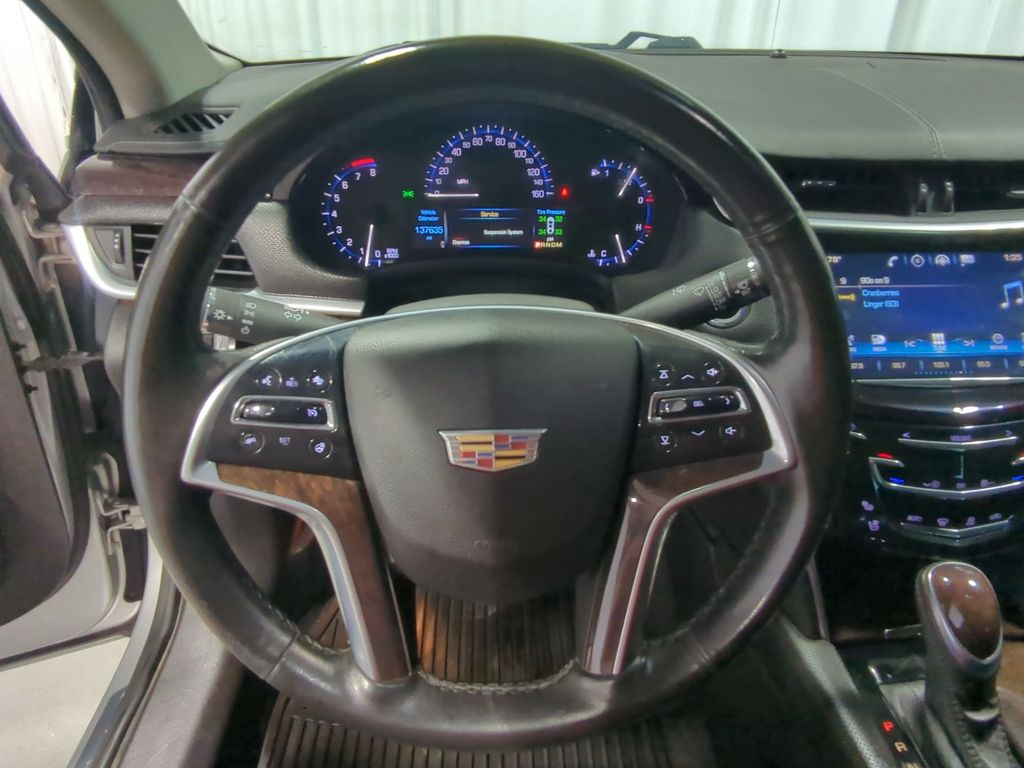 Thumbnail: 2016 Cadillac XTS - 12