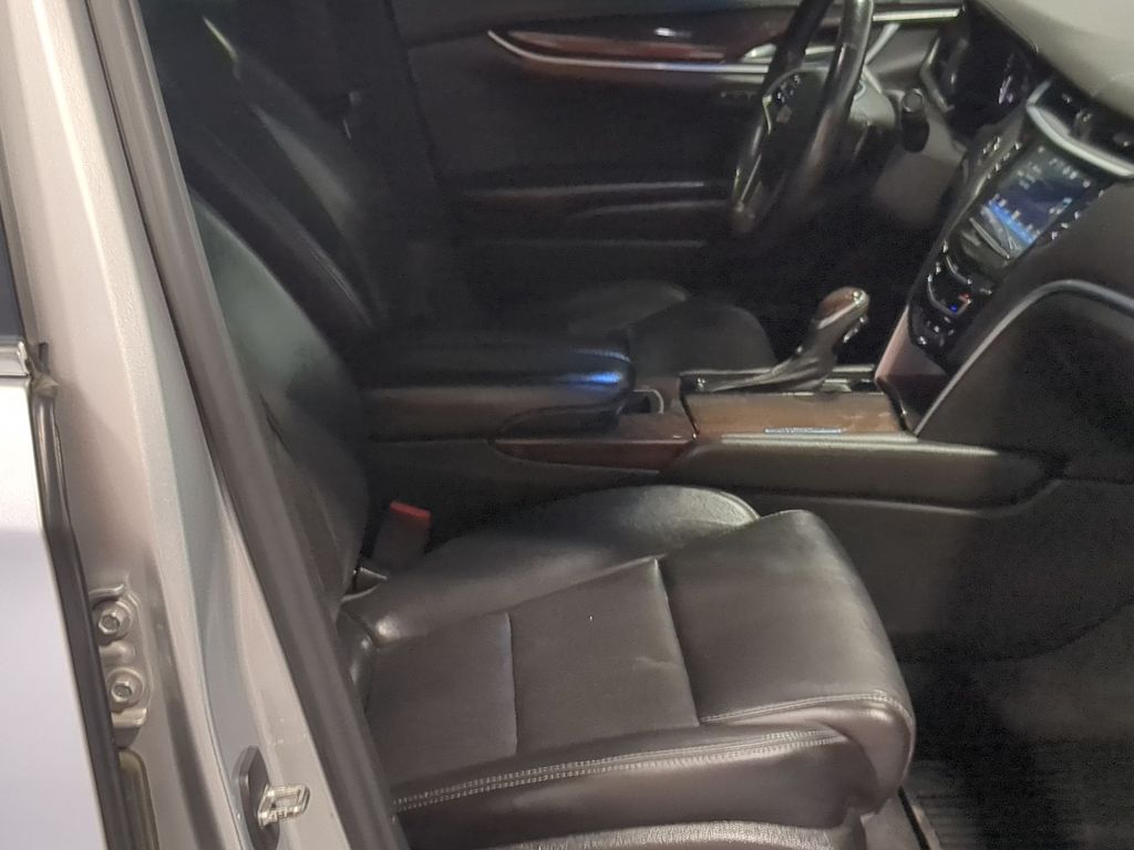 Thumbnail: 2016 Cadillac XTS - 11