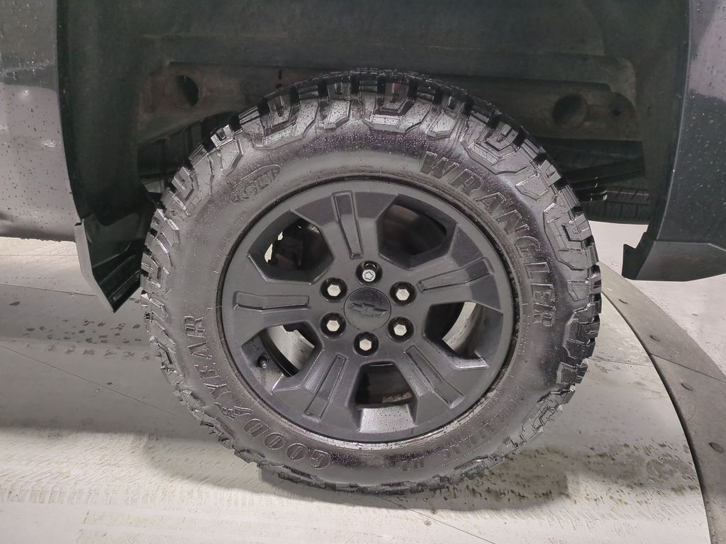 Thumbnail: 2019 Chevrolet Silverado 1500 - 7