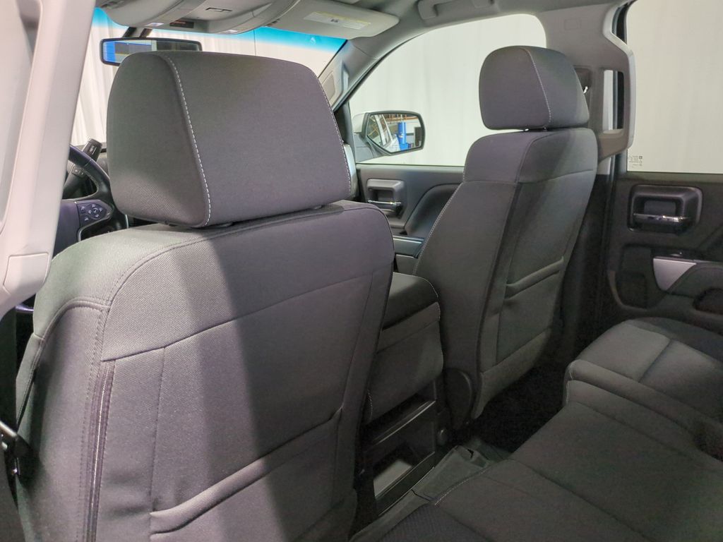 Thumbnail: 2019 Chevrolet Silverado 1500 - 11
