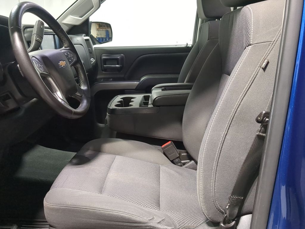 Thumbnail: 2019 Chevrolet Silverado 1500 - 11