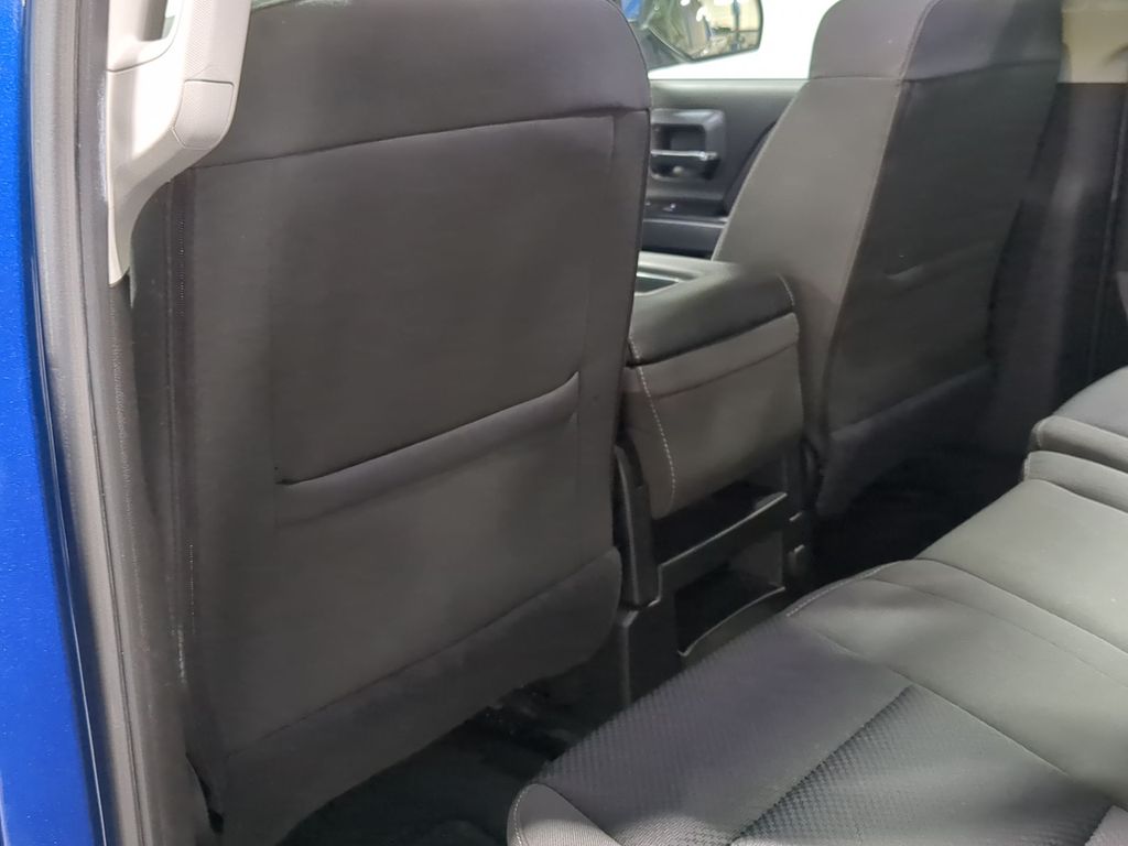 Thumbnail: 2019 Chevrolet Silverado 1500 - 13