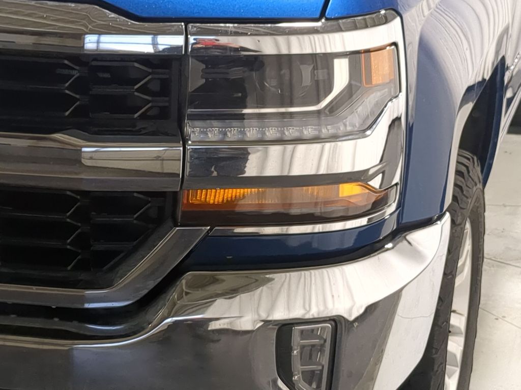 Thumbnail: 2019 Chevrolet Silverado 1500 - 31