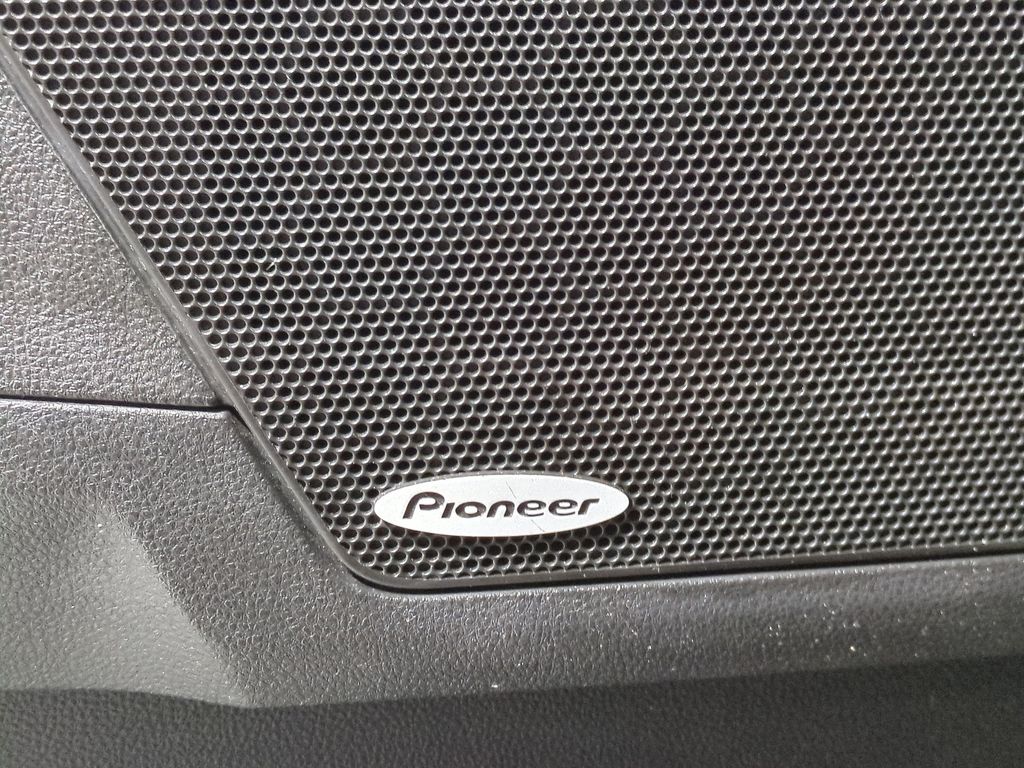 Thumbnail: 2017 GMC Terrain - 33