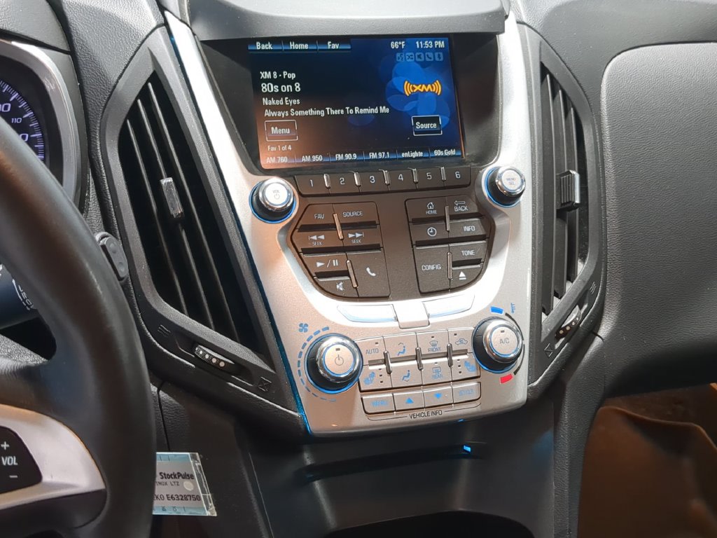 Thumbnail: 2014 Chevrolet Equinox - 14