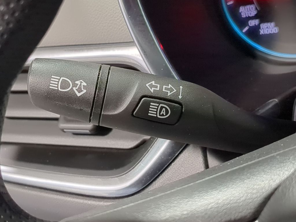 Thumbnail: 2022 Chevrolet Equinox - 18