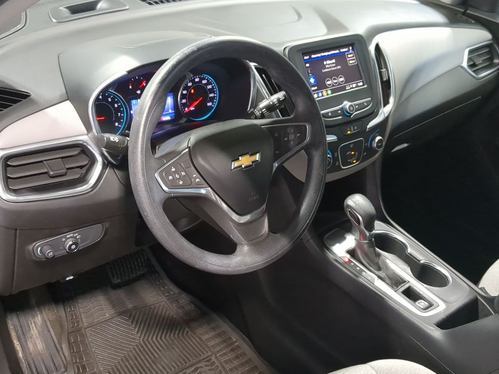 Thumbnail: 2022 Chevrolet Equinox - 2