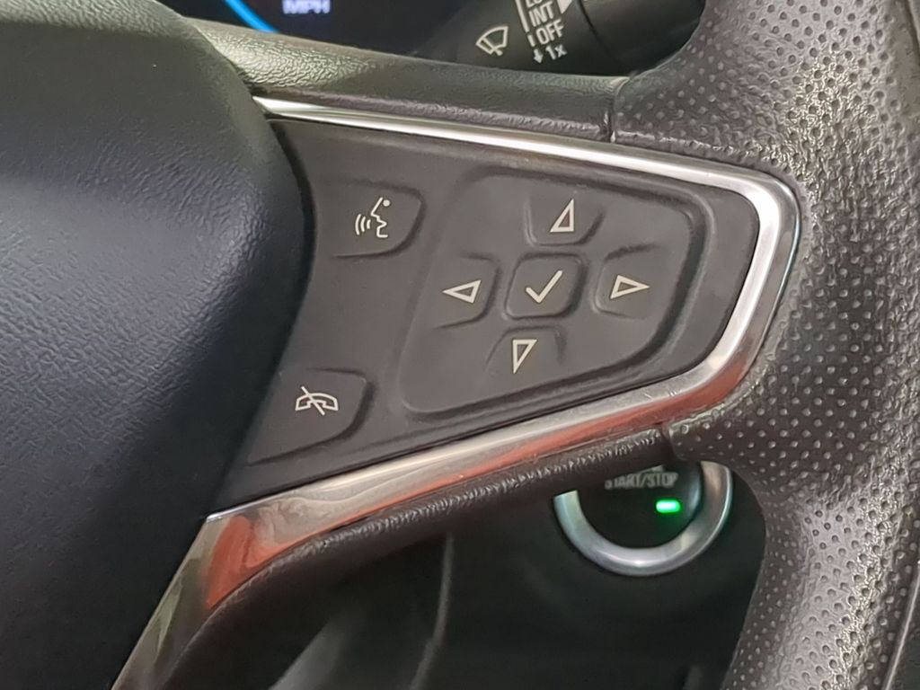 Thumbnail: 2020 Chevrolet Equinox - 30