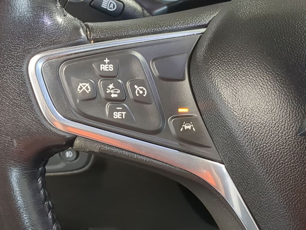 Thumbnail: 2020 Chevrolet Equinox - 29