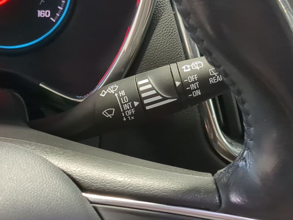 Thumbnail: 2020 Chevrolet Equinox - 15