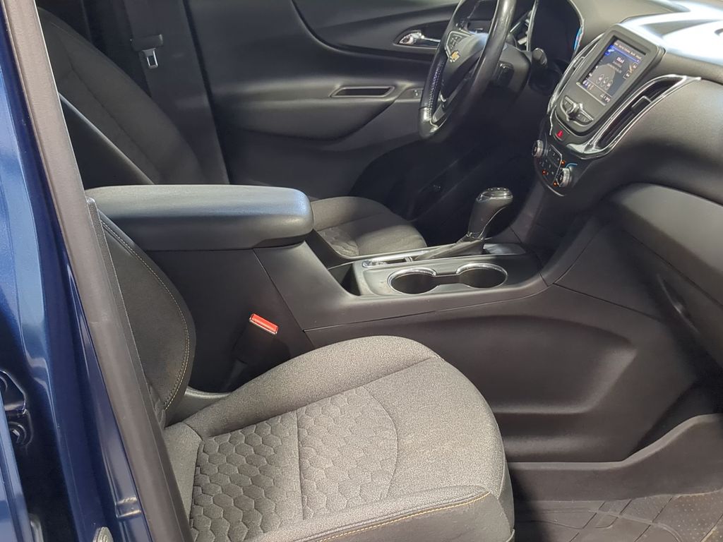 Thumbnail: 2020 Chevrolet Equinox - 11