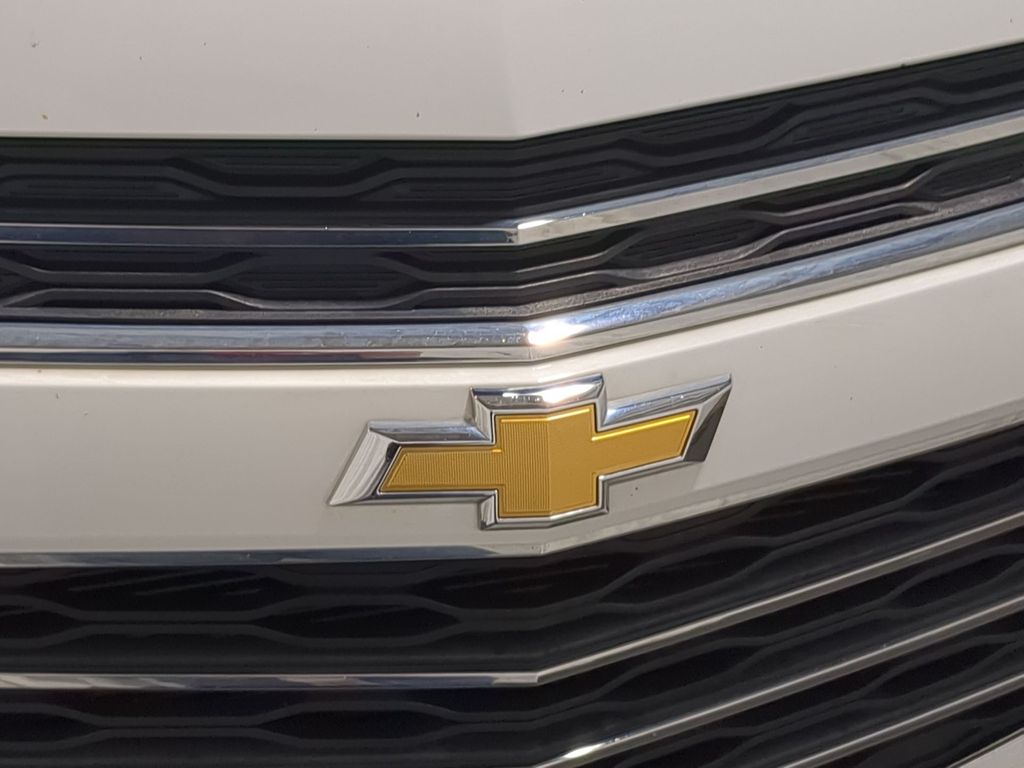 Thumbnail: 2017 Chevrolet Equinox - 7