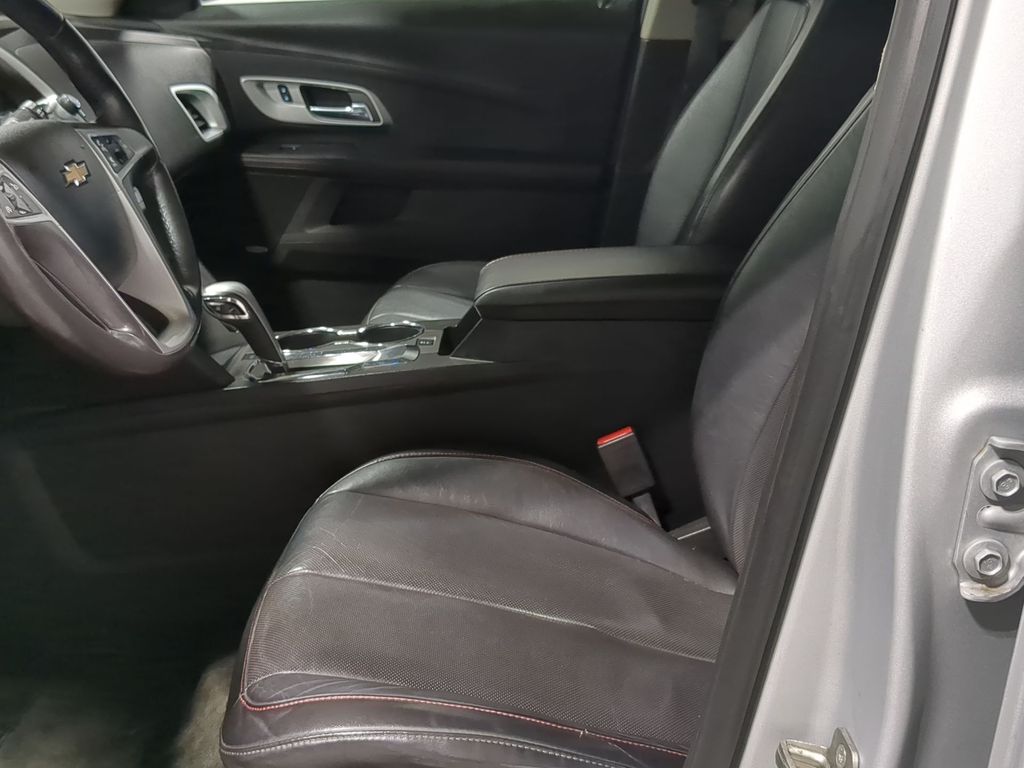 Thumbnail: 2012 Chevrolet Equinox - 10