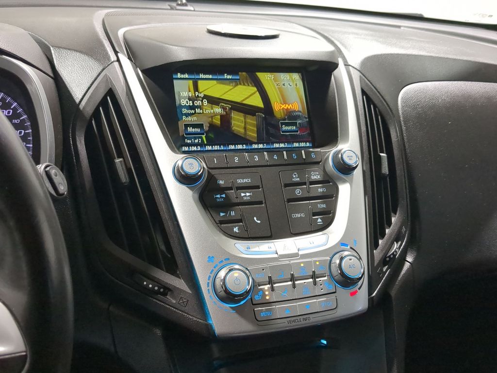 Thumbnail: 2012 Chevrolet Equinox - 14